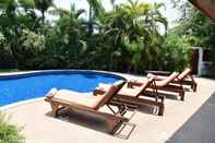 Swimming Pool 8 Bedroom Luxury Villa with Private Pool