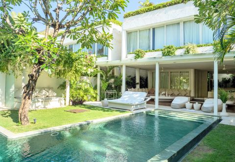 Swimming Pool EDEN The Residence at The Sea Seminyak
