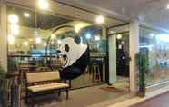 Bangunan 2 Mad Panda Hostel Hua Hin