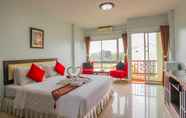 Bilik Tidur 4 The Tarawadee Sriracha Serviced Apartment