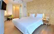 Bedroom 2 Whiz Prime Hotel Sudirman Cilacap