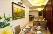 ร้านอาหาร 7 Hanoi Pomihoa Hotel