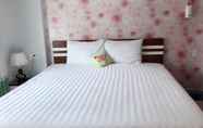 Bedroom 3 Lily 2 Hotel Trung Son