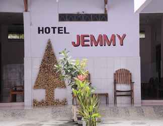 Lobi 2 Jemmy Hotel
