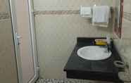 Toilet Kamar 7 Meo Vac Hotel