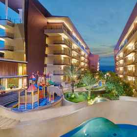 Exterior / Building 1 Golden Tulip Holland Resort Batu, Malang Hotels