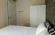 Kamar Tidur 4 Modern Room at Apartment Madison Park near Central Park (IV3)