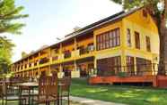 Exterior 5 The Point Villa Mae Hong Son