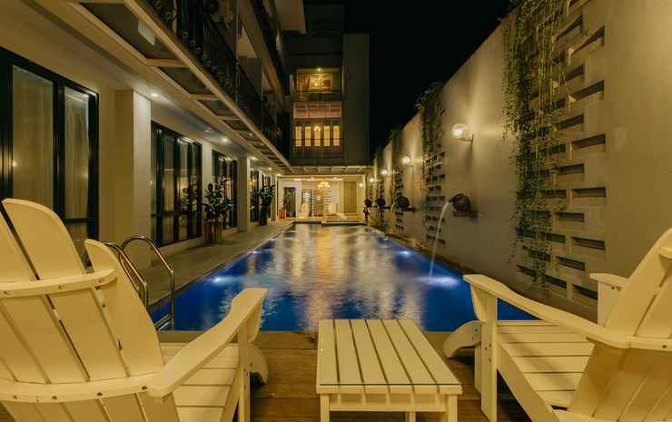 Fasilitas kolam renang di Urbanest Inn House TB Simatupang