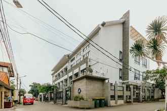 Bangunan 4 Urbanest Inn House TB Simatupang