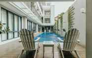 Swimming Pool 2 Urbanest Inn House TB Simatupang