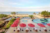 Kolam Renang Long Beach Resort Phu Quoc