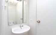 Toilet Kamar 7 19 Avenue Apartement by Homtel	