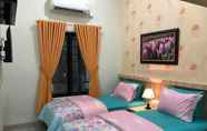 Bedroom 3 Nariska Suite Homestay Lampung
