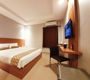 Bedroom 5 Careinn Hotel Merauke