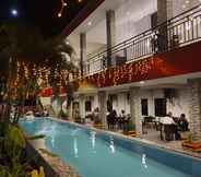 Swimming Pool 7 Careinn Hotel Merauke