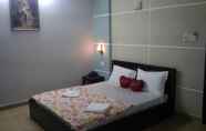 Kamar Tidur 4 Nhat Vy Hotel