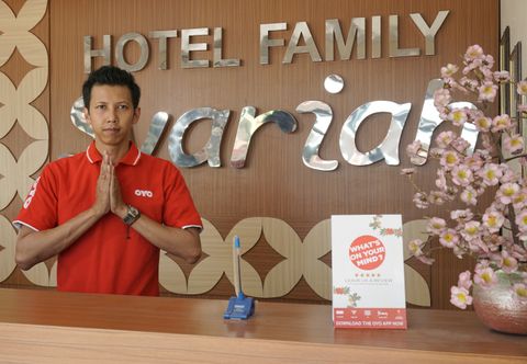 로비 OYO 398 Hotel Family Syariah 2