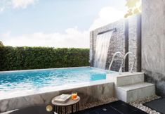 สระว่ายน้ำ 3 The 8 Pool Villa