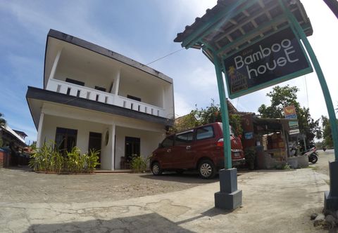 ภายนอกอาคาร Bamboo House Pangandaran