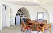 ร้านอาหาร 6 Mentigi Bay Dome Villas