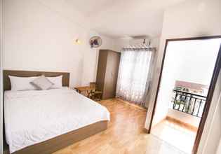 Kamar Tidur Billionaire Hotel Nha Trang