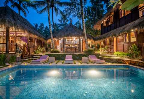 Swimming Pool Villa Bali Village