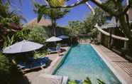 Hồ bơi 2 La Berceuse Resort and Villa Nusa Dua by Taritiya Collection