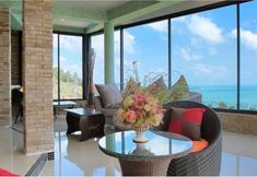 Common Space 6 Sunrise Mountain Villa