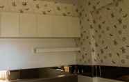 In-room Bathroom 3 JResidence Gateway Ahmad Yani