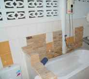 Toilet Kamar 5 Seaview Residential