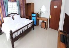 Others 3 B Apartment