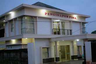 Exterior 4 Penginapan Fina