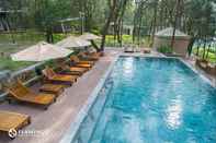 Swimming Pool Hilltop Villa Dai Lai Resort