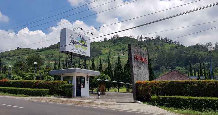 Bangunan New Mountain Springs Hotel & Resort