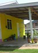 EXTERIOR_BUILDING Homestay Mahabbah