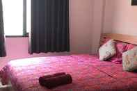 Bedroom Manimai Hostel 
