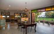 Sảnh chờ 6 Modern Thai Home