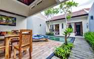 สระว่ายน้ำ 2 Yoga Ubud Villa