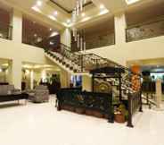 Lobby 7 Sari Ater Kamboti Hotel Bandung