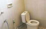 Toilet Kamar 6 Ragha Homestay Batukaras