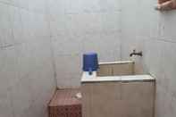 In-room Bathroom Anugerah Homestay