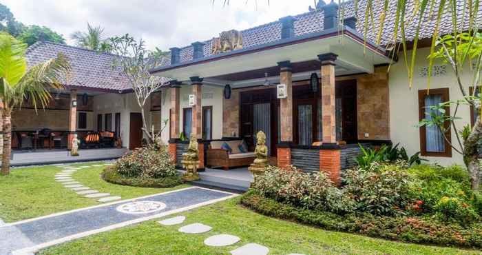 Bangunan Asli Bali Villa