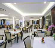 ร้านอาหาร 7 Hua Hin White Villa