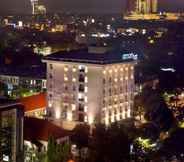 Exterior 2 Amaris Hotel Darmo - Surabaya