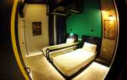 Bilik Tidur 7 Tube Hotel