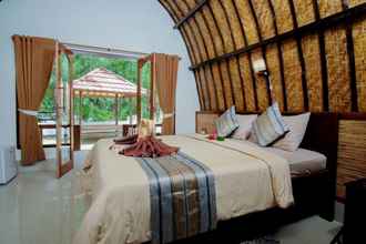 Bedroom 4 Warna Beach Hotel