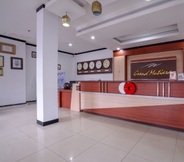 Lobby 6 Capital O 2102 Grand Mutiara Hotel