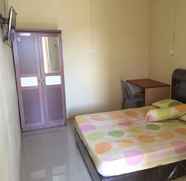 ห้องนอน 3 Economy Room at Ati's Homestay close to Universitas Muhammadiyah