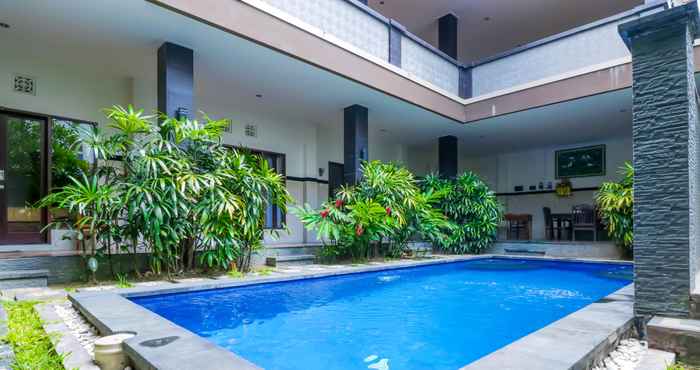 Hồ bơi OYO 2143 Leluhur Bali Apartment